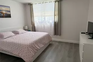 3901 S Ocean Dr, Hollywood, FL 33019 - Photo 9