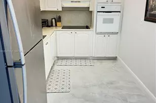 3901 S Ocean Dr, Hollywood, FL 33019 - Photo 11