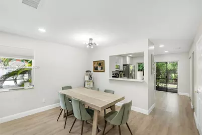 6819 Sienna Club Pl, Lauderhill, FL 33319 - Photo 5