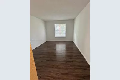 411 Executive Center Dr #203, West Palm Beach, FL 33401 - Photo 11