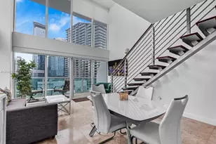 41 SE 5th St, Miami, FL 33131 - Photo 7