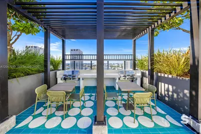 11 NE 6th St #2903, Miami, FL 33132 - Photo 23