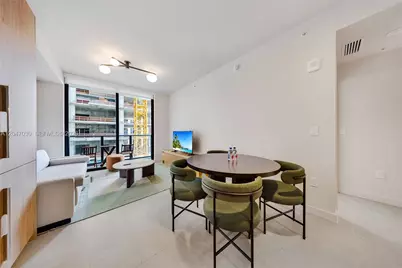 11 NE 6th St #2903, Miami, FL 33132 - Photo 3