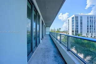 2960 NE 207th St, Aventura, FL 33180 - Photo 27