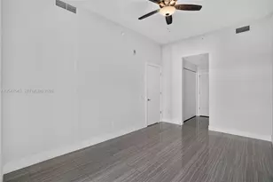 2960 NE 207th St, Aventura, FL 33180 - Photo 17