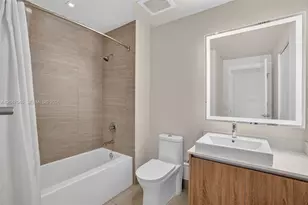 2960 NE 207th St, Aventura, FL 33180 - Photo 23