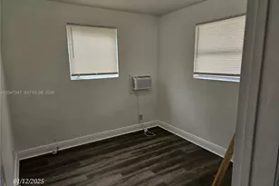 11752 SW 212th St, Miami, FL 33177 - Photo 7