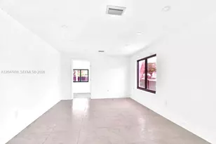 1102 NW 103rd St, Miami, FL 33150 - Photo 9