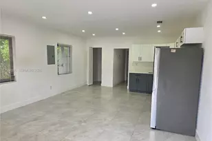 1102 NW 103rd St, Miami, FL 33150 - Photo 25