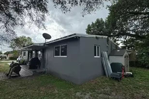 6351 Hayes St, Hollywood, FL 33024 - Photo 3