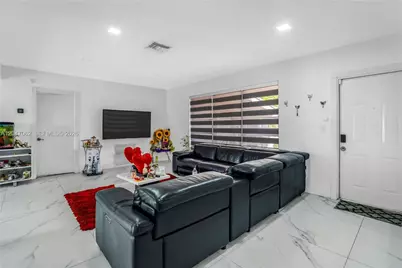 7630 Plantation Blvd, Miramar, FL 33023 - Photo 5