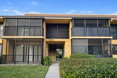5821 Washington St #32, Hollywood, FL 33023 - Photo 13