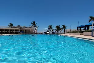5401 Collins Ave, Miami Beach, FL 33140 - Photo 29