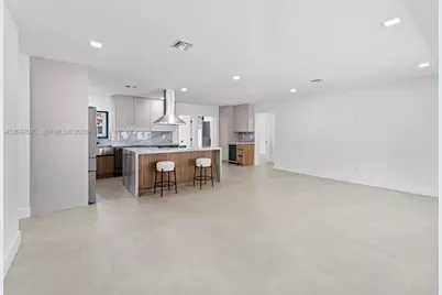 610 NE 164th Ter, Miami, FL 33162 - Photo 7