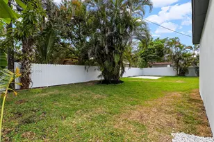 610 NE 164th Terrace, Miami, FL 33162 - Photo 53