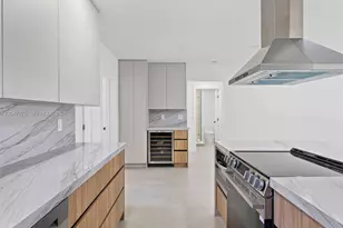 610 NE 164th Terrace, Miami, FL 33162 - Photo 5