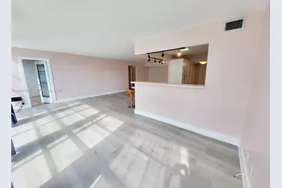 501 Three Islands Blvd #310, Hallandale Beach, FL 33009 - Photo 29