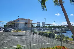 501 Three Islands Boulevard, Hallandale Beach, FL 33009 - Photo 23