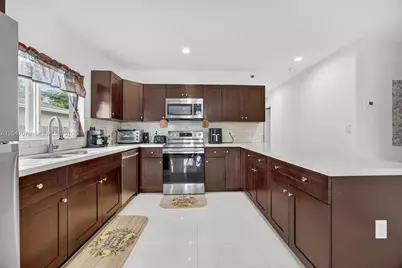 344 SW 3rd St, Florida City, FL 33034 - Photo 7
