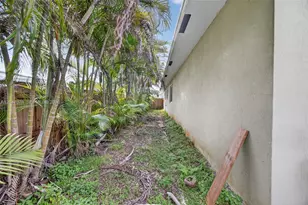344 SW 3rd St, Florida City, FL 33034 - Photo 33