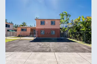 3360 SW 6th St #Top, Miami, FL 33135 - Photo 1