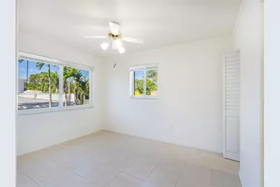 3360 SW 6th St #Top, Miami, FL 33135 - Photo 11
