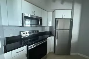 9201 Collins Ave, Surfside, FL 33154 - Photo 9