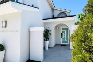 17324 NW 63rd Ave, Hialeah, FL 33015 - Photo 3