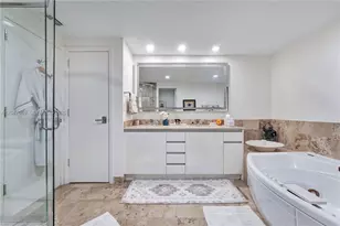1455 Ocean Dr, Miami Beach, FL 33139 - Photo 19