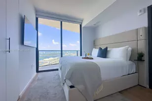 398 NE 5th St, Miami, FL 33132 - Photo 9