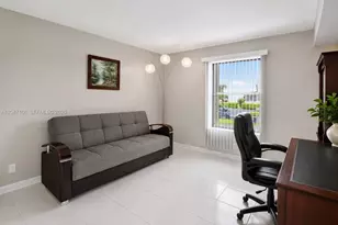 5901 Camino Del Sol, Boca Raton, FL 33433 - Photo 13