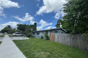 2200 SW 42nd Ave, Fort Lauderdale, FL 33317 - Photo 5