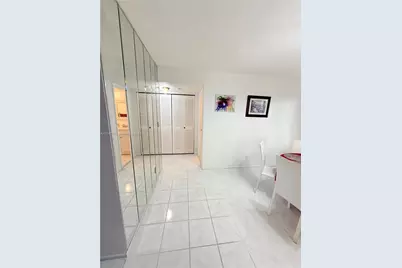 4140 NW 44th Ave #305, Lauderdale Lakes, FL 33319 - Photo 7