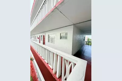 4140 NW 44th Ave #305, Lauderdale Lakes, FL 33319 - Photo 21