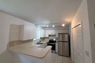 3398 NE 9th Dr, Homestead, FL 33033 - Photo 9