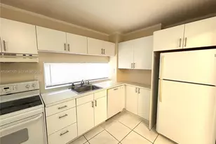 17011 N Bay Rd, Sunny Isles Beach, FL 33160 - Photo 5