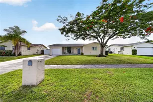 16931 SW 109th Ave, Miami, FL 33157 - Photo 3