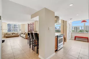 18041 Biscayne Blvd, Aventura, FL 33160 - Photo 9
