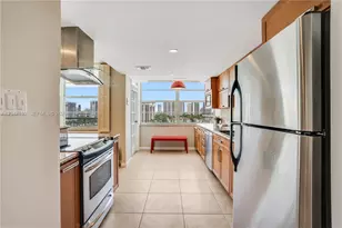 18041 Biscayne Blvd, Aventura, FL 33160 - Photo 9