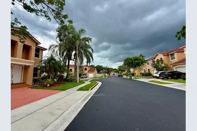 16149 NW 22nd St, Pembroke Pines, FL 33028 - Photo 43