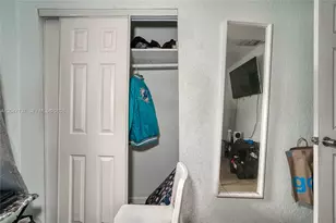 1013 NW 12th St, Fort Lauderdale, FL 33311 - Photo 17