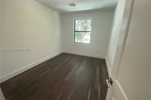 4433 N Aqua Bella Ln, Dania Beach, FL 33312 - Photo 9