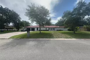 2701 NW 105th Terrace, Coral Springs, FL 33065 - Photo 3