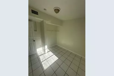 821 SW 2nd St, Florida City, FL 33034 - Photo 23