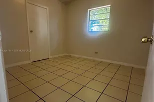 821 SW 2nd St, Florida City, FL 33034 - Photo 9
