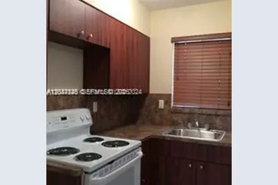 1324 NE 127th St #11, North Miami, FL 33161 - Photo 5