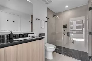 225 N Miami Ave, Miami, FL 33128 - Photo 15