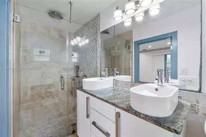 1541 SW 52nd Ave, Plantation, FL 33317 - Photo 5