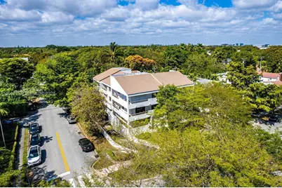 1520 Salzedo St #F, Coral Gables, FL 33134 - Photo 25