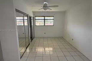 2880 NE 203rd St, Aventura, FL 33180 - Photo 7